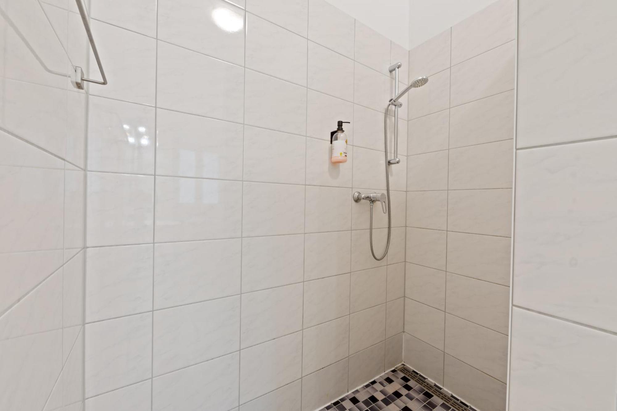 Uthman Berlin-neukoelln Apartment